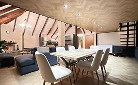 Heart Of Tirana Cozy Loft With Fireplace